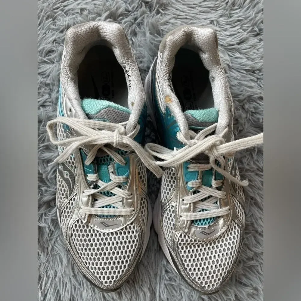 Women’s Saucony Hurricane 14 Silver/Teal Running Shoes Size 7.5 – Used